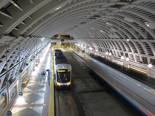 Seattle Link Train at Pioneer Statoin